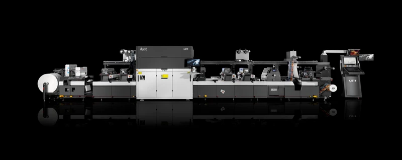Durst-Omet XJET, deriving from the XFLEX X6 by Omet, represents the most advanced and high-end labels printing platform. It utilizes <strong>sleeve-based flexo printing technology,</strong> ensuring <strong>exceptional print quality</strong> and <strong>unmatched production output.</strong> With direct drive gearless operation, XJET provides superior precision, stability, and efficiency. This system is a proven solution in the labels industry, guaranteeing maximum reliability for high-volume production.